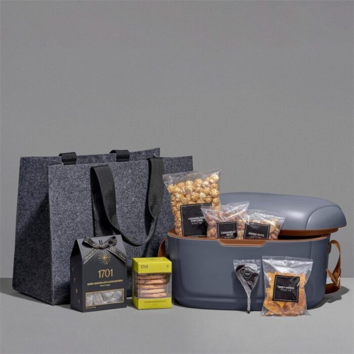 Yatta Elegant Escape Hamper - Image 5